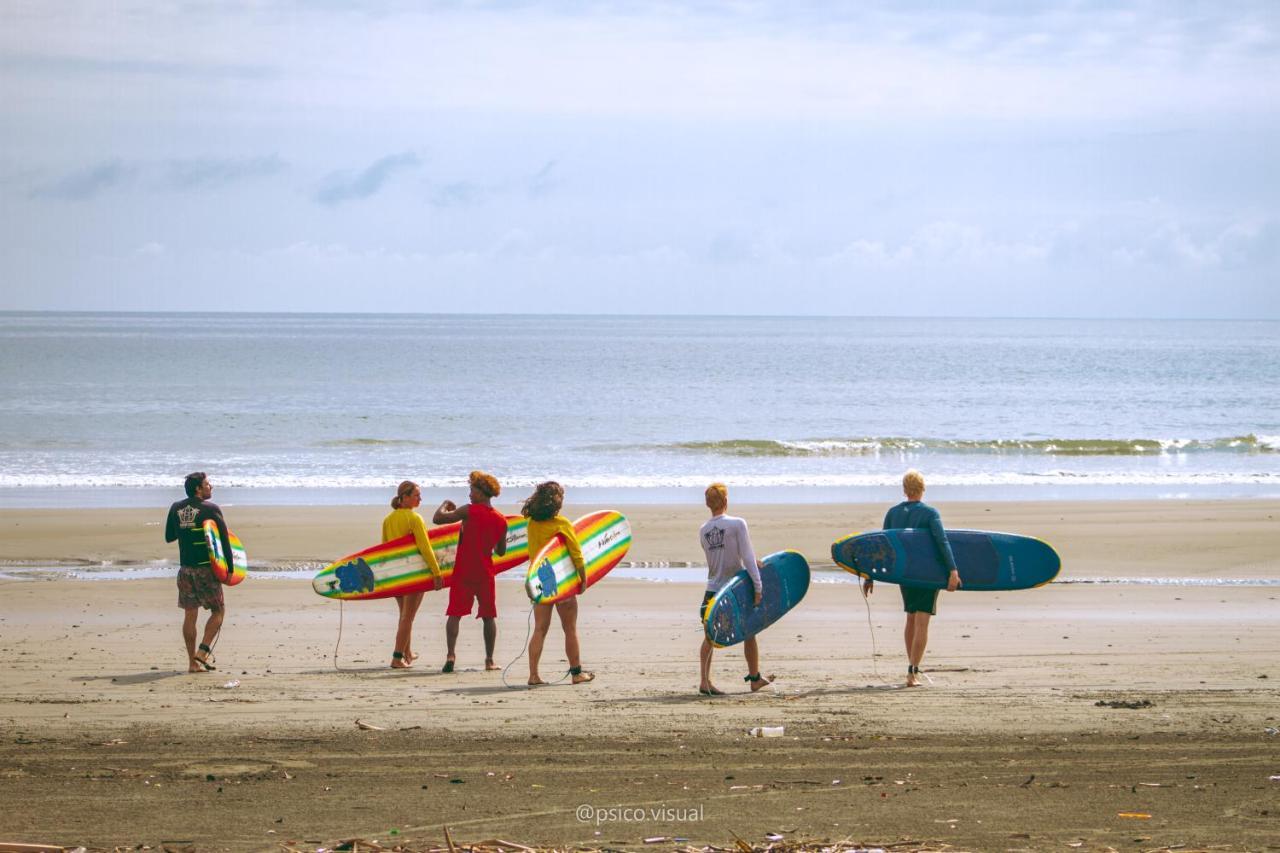 Surf House Estilo Libre Hotel Buenaventura Ngoại thất bức ảnh