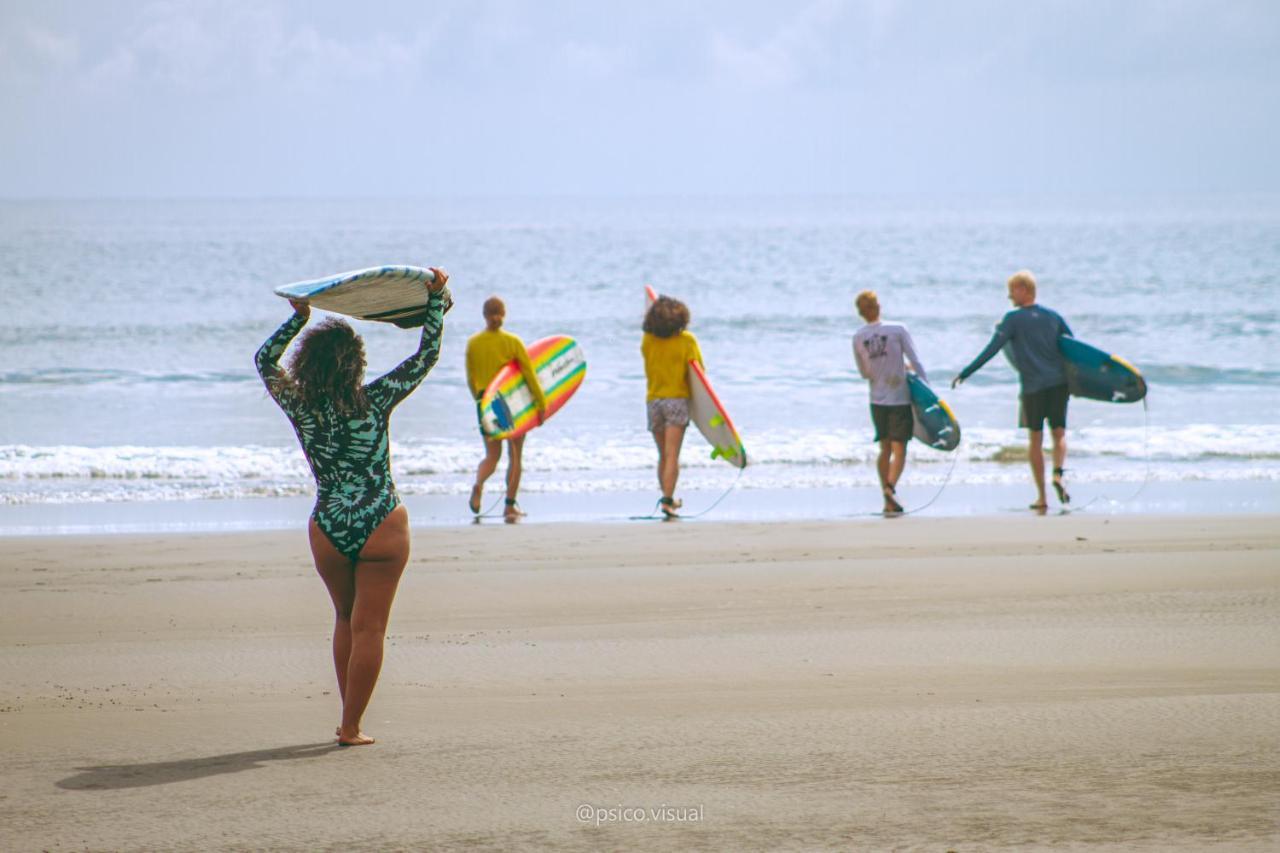 Surf House Estilo Libre Hotel Buenaventura Ngoại thất bức ảnh